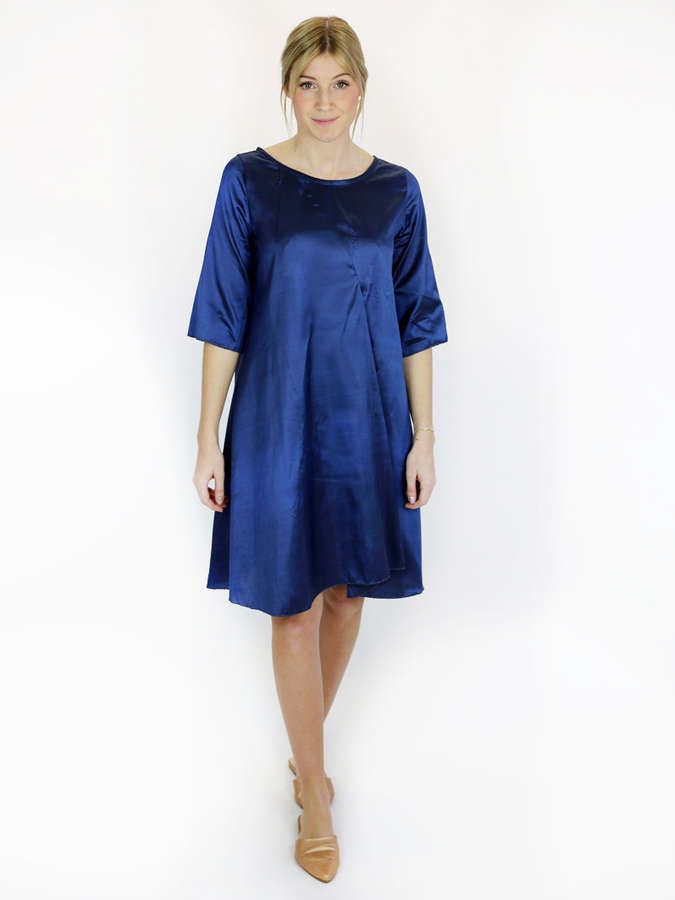 A-Linie Seiden Kleid mit asymmetrischer Falte, leuchtend blau_04