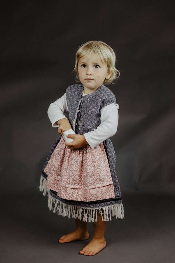 Kinder Baumwoll - Dirndl mit Schürze, Jaquard_04